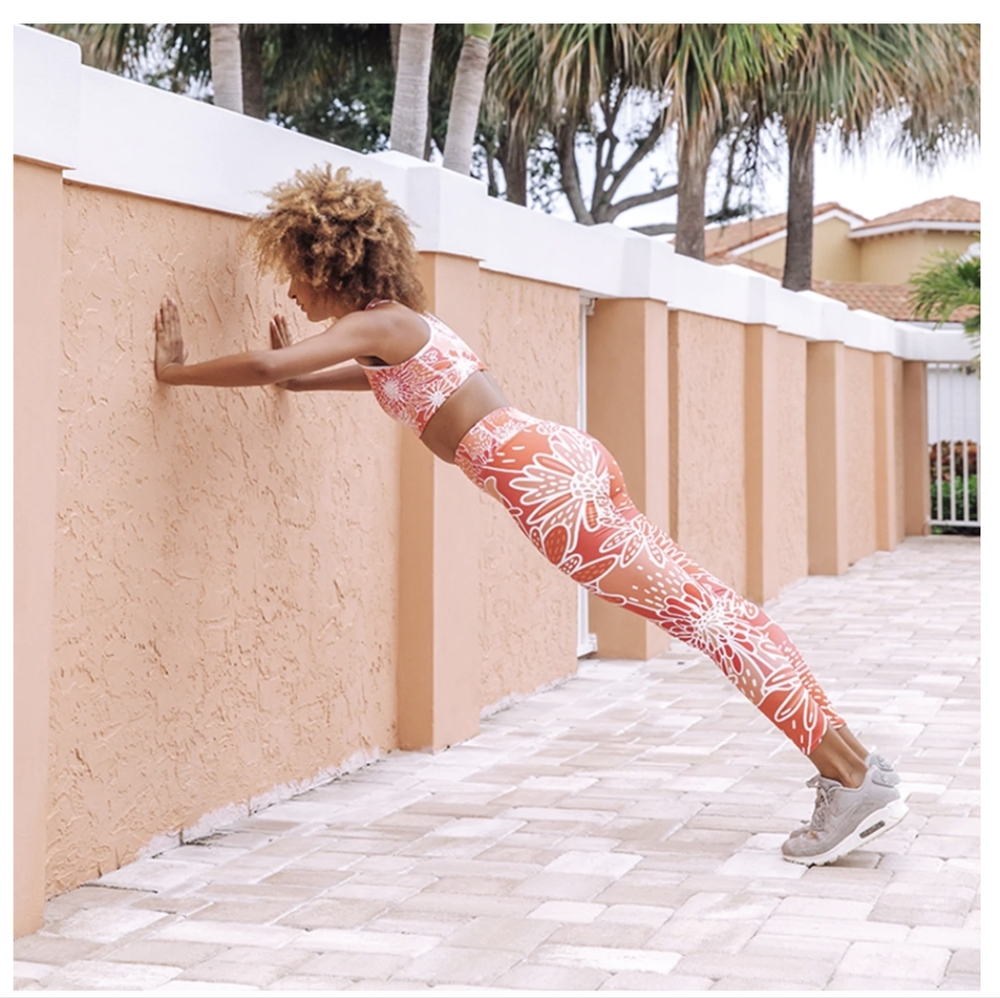 Call me Activewear Flower High Waisted Leggings size S